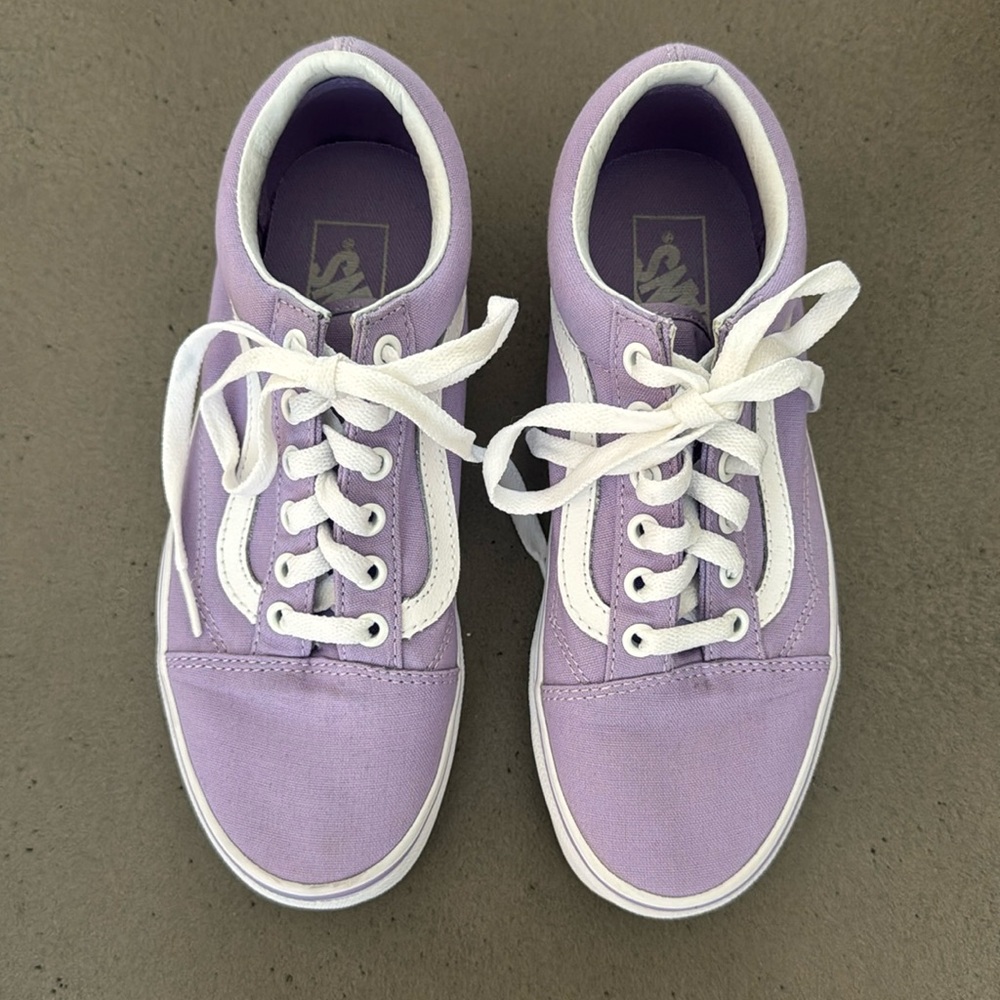 Purple Vans LIKE NEW. Worn one time indoors. EUC Size 6.5